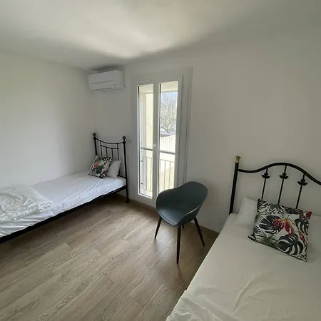 Renovee A 50 M De La Avec Clim Et Wifi - Fr-1-723-162 * Agde